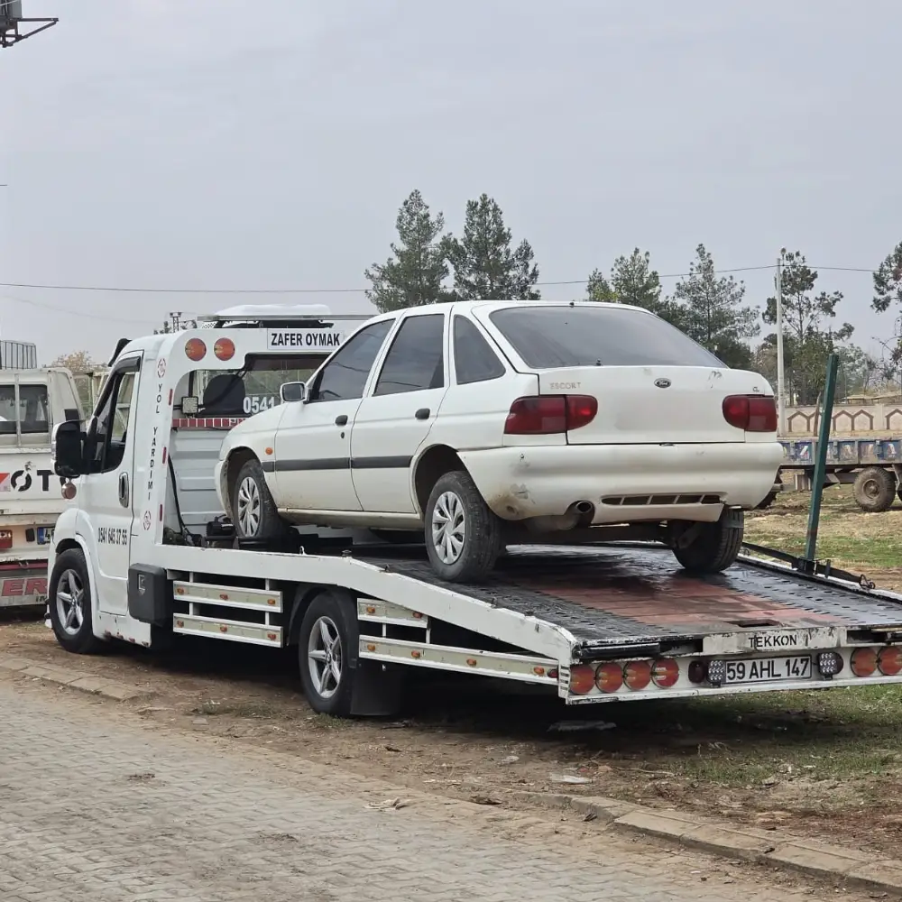 Oto Kurtarıcı ile Çekici Arasındaki Farklar Nelerdir?